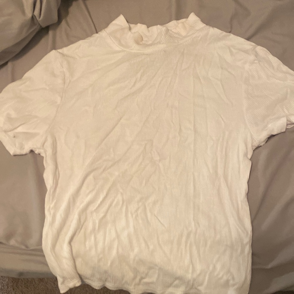Tilly’s turtle neck top